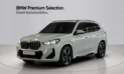 BMW iX1