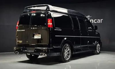 Chevrolet Express Van