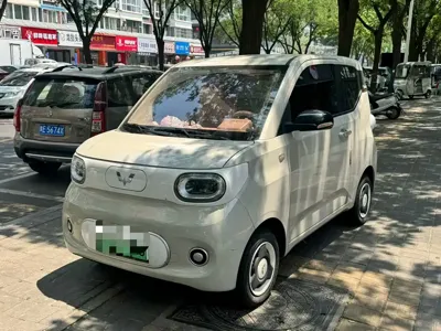 Wuling MINIEV