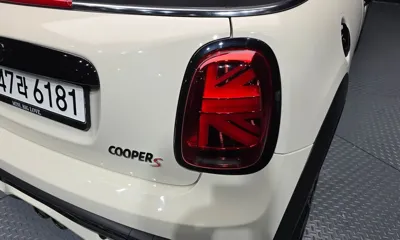MINI Cooper Convertible