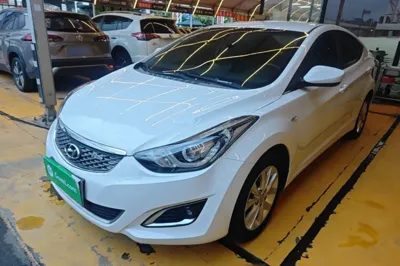 Hyundai Elantra (5th Generation