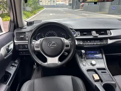 Lexus CT