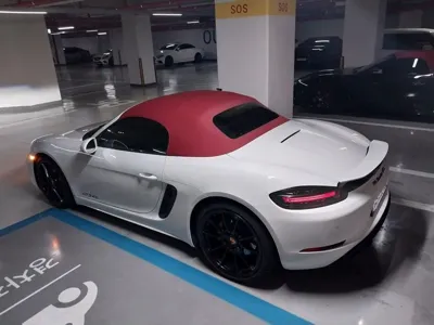 Porsche 718