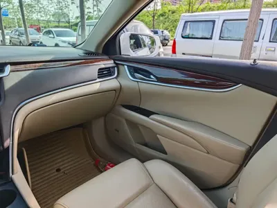 Cadillac XTS