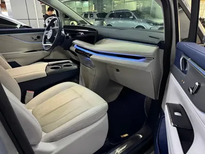 Buick GL8 Hybrid