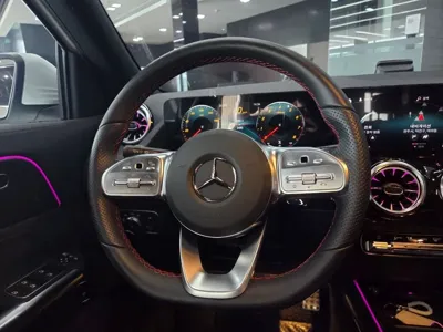 Mercedes-Benz GLA-Class