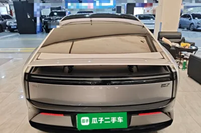 Xpeng P7