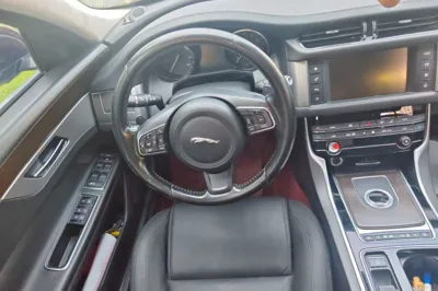 Jaguar XFL