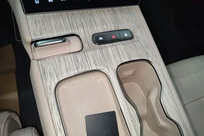 Nio ET7
