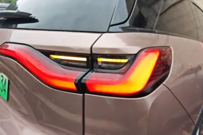 Nio ES8