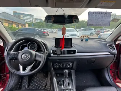 Mazda 3 Axela