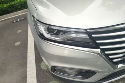 Roewe RX5