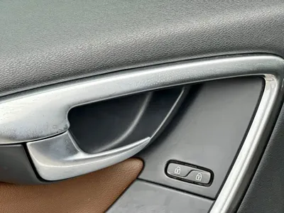 Volvo XC60 (Import)