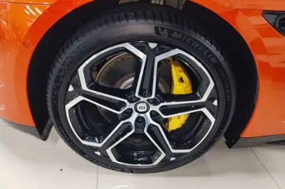 Xiaomi Auto SU7