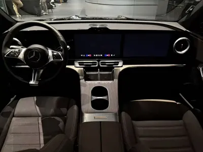 Mercedes-Benz 奔驰GLC新能源