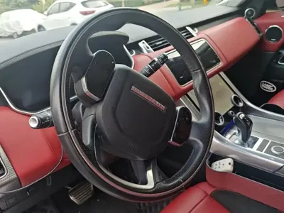 Land Rover Sport