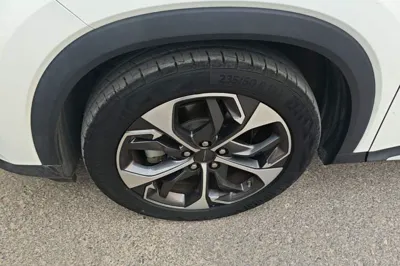 SAIC MAXUS EUNIQ 6