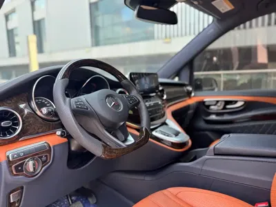 Mercedes-Benz V-Class