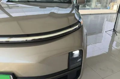 Li Auto L9