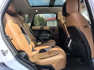 Land Rover Sport