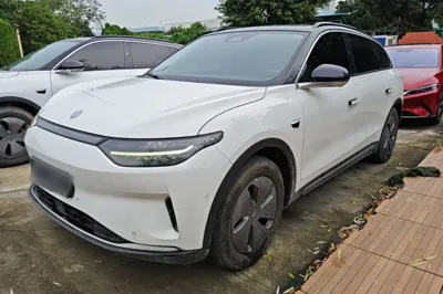Leapmotor C11