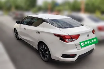 Nissan Lannia
