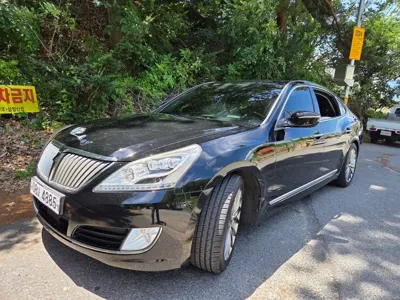 Hyundai Equus