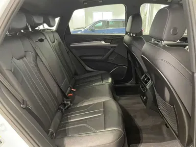 Audi Q5L Sportback
