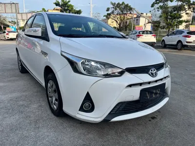 Toyota Yaris L