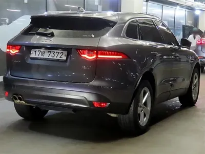 Jaguar F-Pace