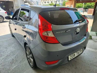 Hyundai Accent