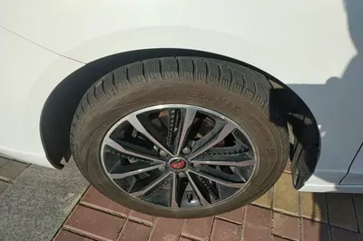 Roewe i5
