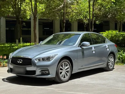 Infiniti Q50L