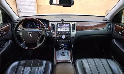 Hyundai Equus