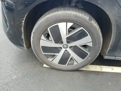BYD 唐L