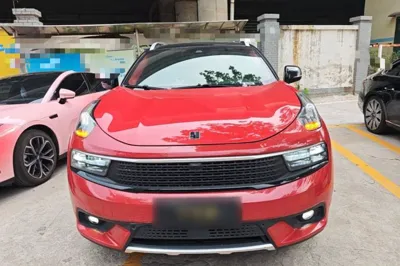 Lynk & Co 01