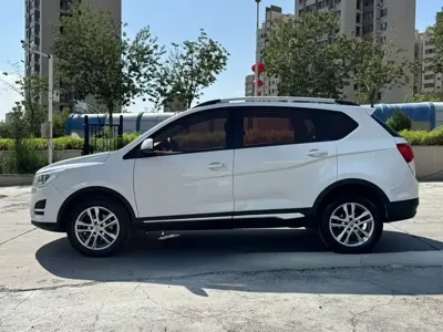 Baojun 560