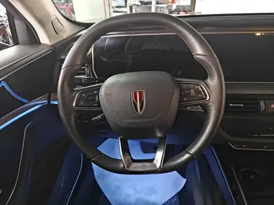 Hongqi Hongqi HS5