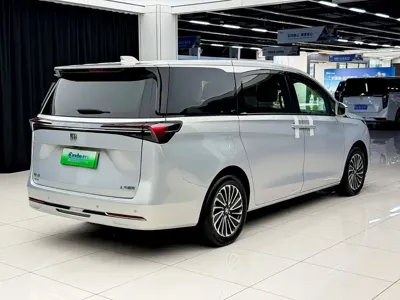 Buick GL8 Hybrid