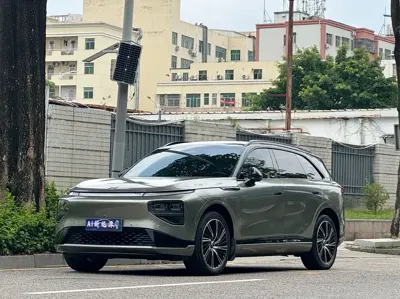 Xpeng G9