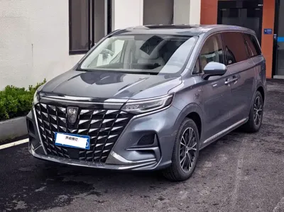 Roewe iMAX8