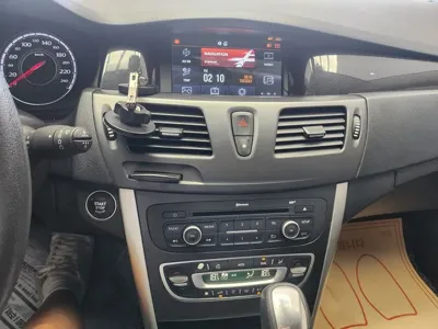 Renault-KoreaSamsung SM5