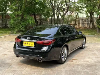 Infiniti Q50L