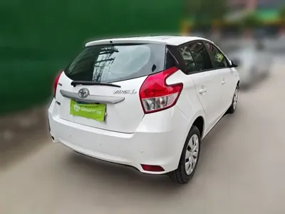 Toyota Yaris L