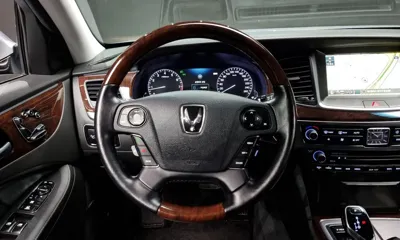Hyundai Equus