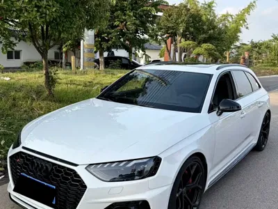 Audi RS 4
