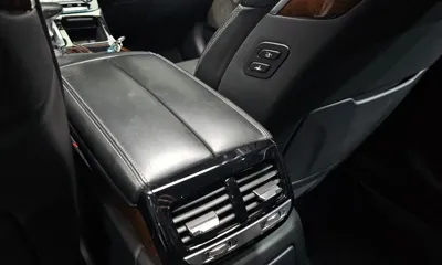 Genesis EQ900