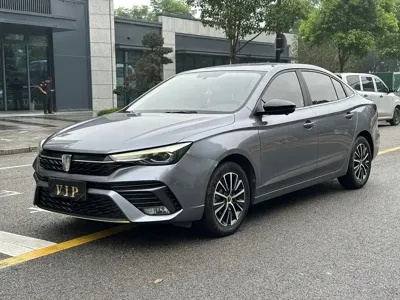 Roewe i5