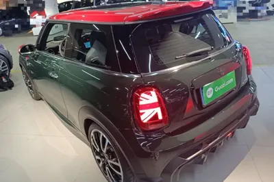 MINI JCW