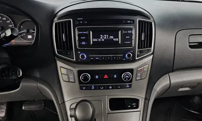 Hyundai Starex